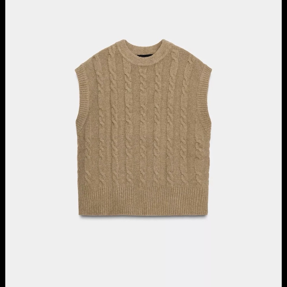 Zara Women's Tan Cable Knit Sleeveless Sweater